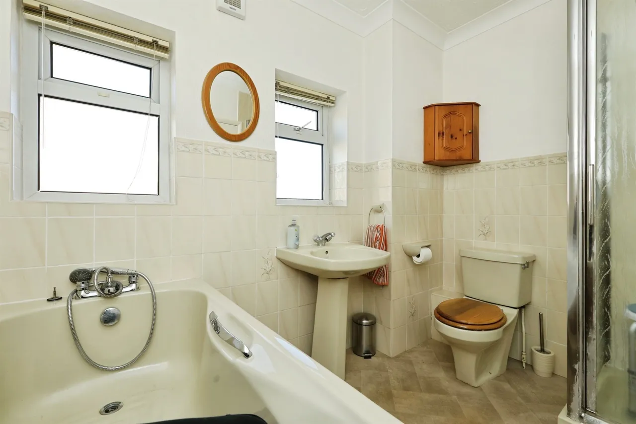 Cove Road, Westwoodside, Doncaster, photo 12