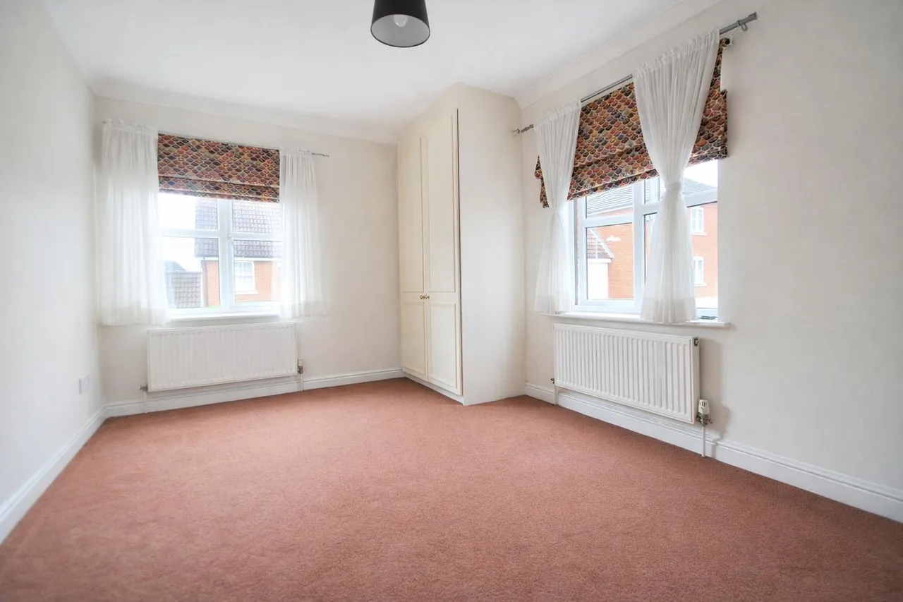 Mary Rose Close, Grays, RM16, photo 4