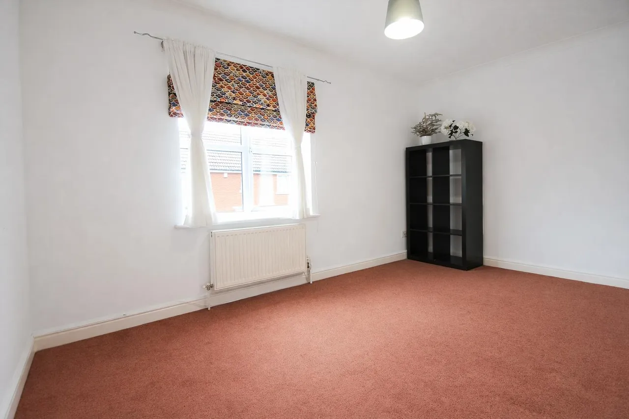 Mary Rose Close, Grays, RM16, photo 5