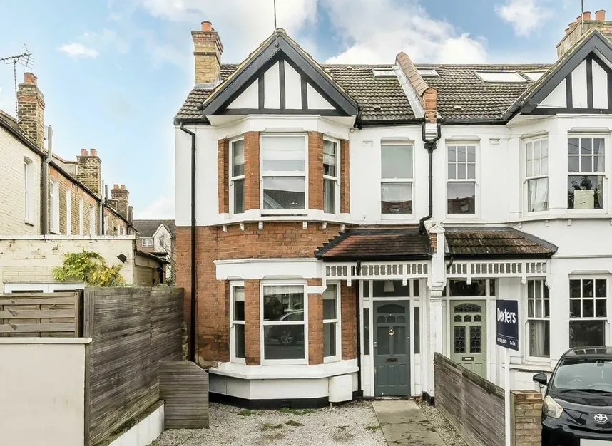 3 bed house to rent — Vant Road, Tooting, SW17