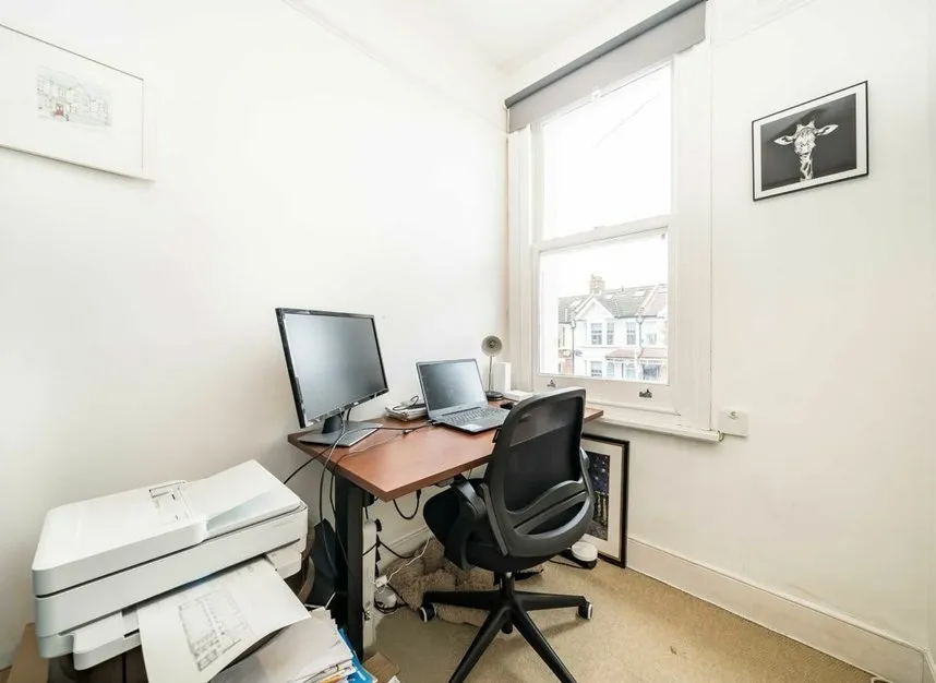 Vant Road, Tooting, SW17, photo 8