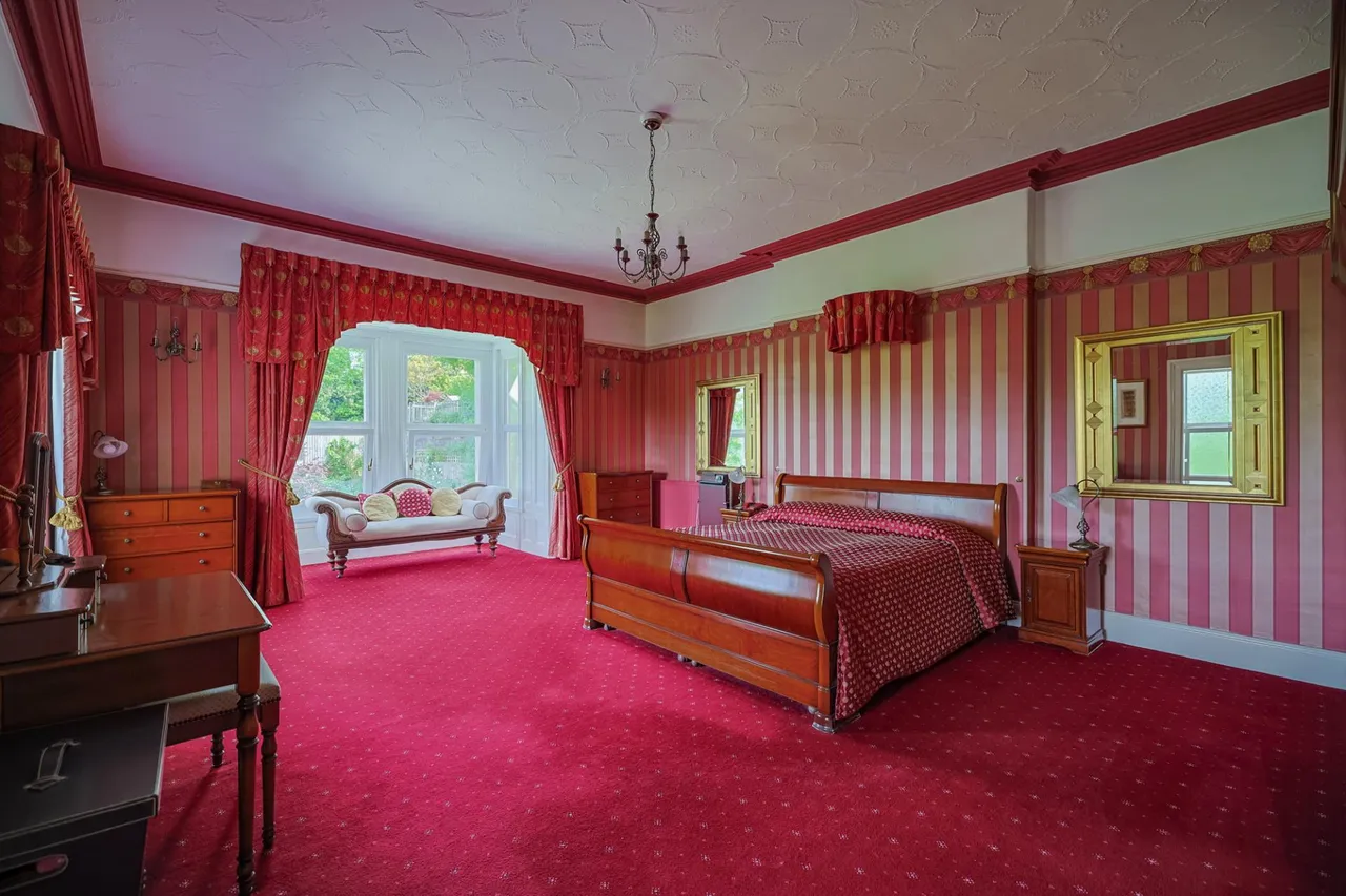 The Croft, Mumbles, photo 20