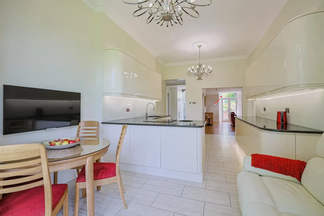 The Croft, Mumbles, photo 13