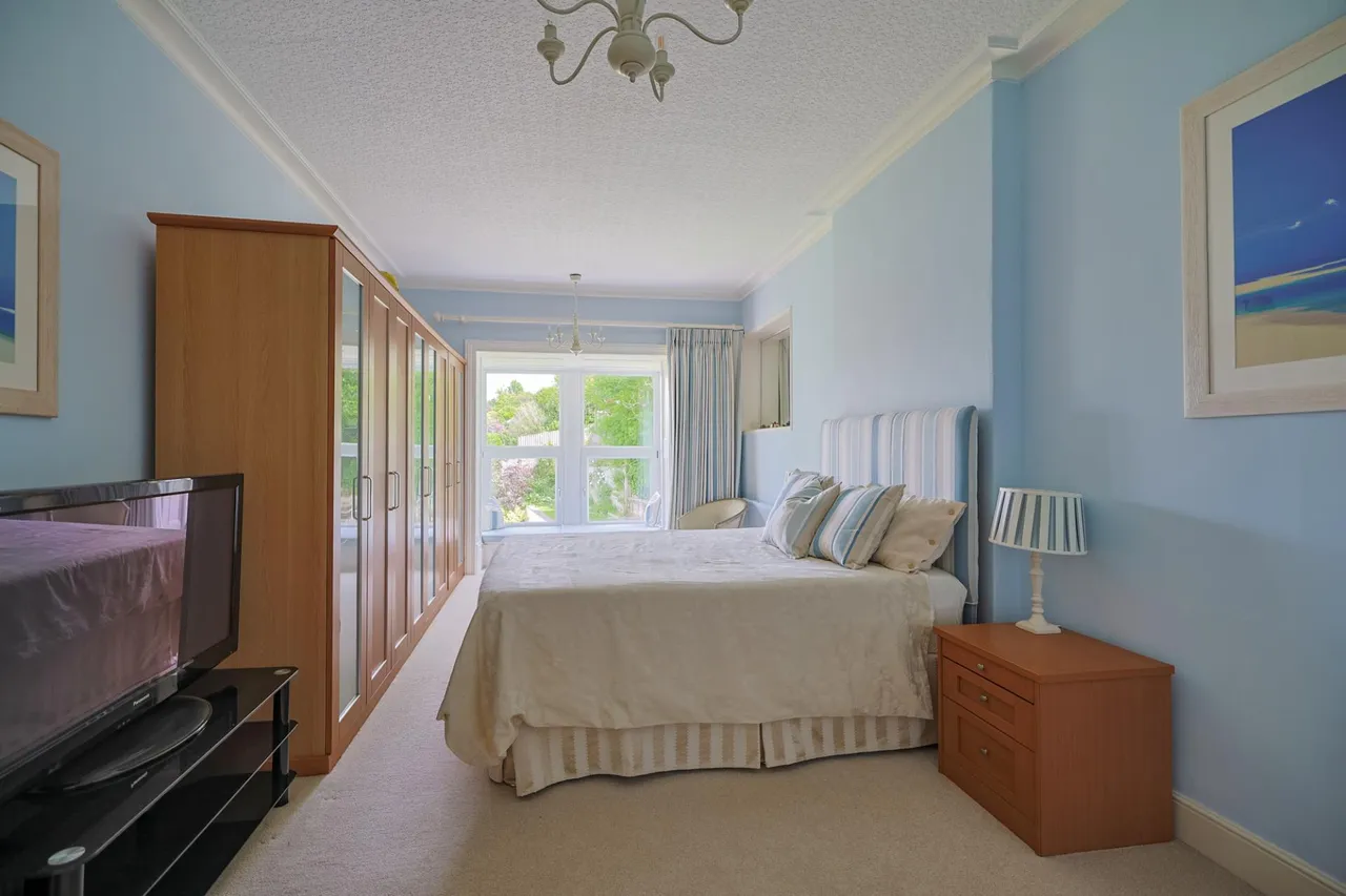 The Croft, Mumbles, photo 23