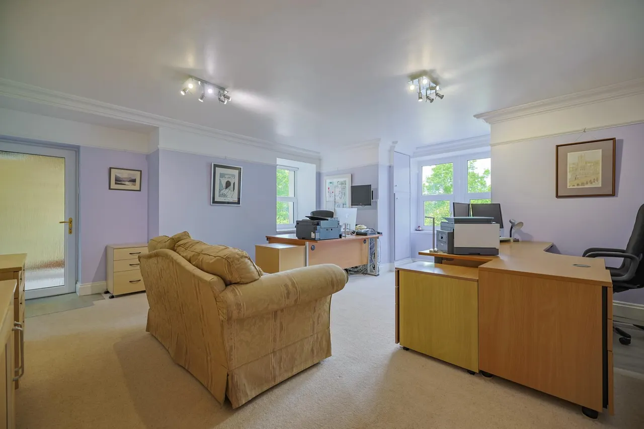 The Croft, Mumbles, photo 35