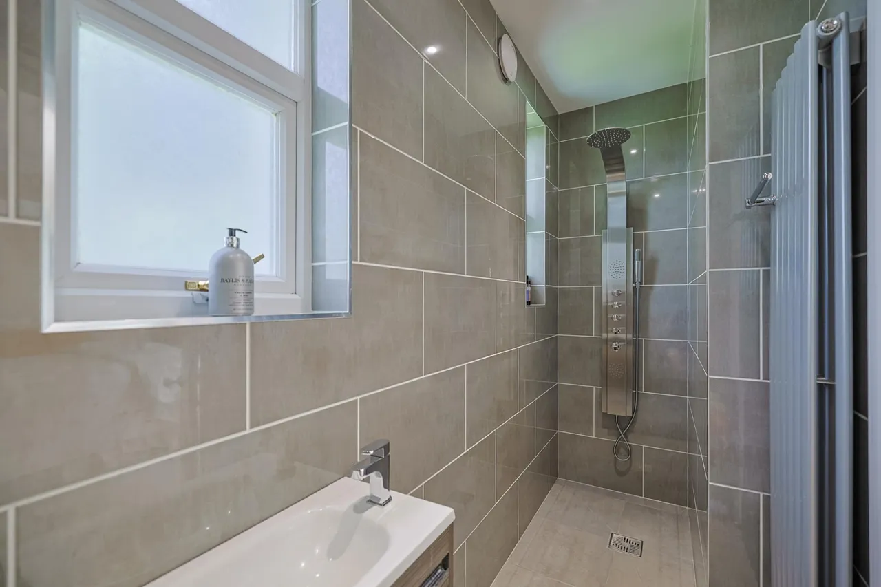 The Croft, Mumbles, photo 26