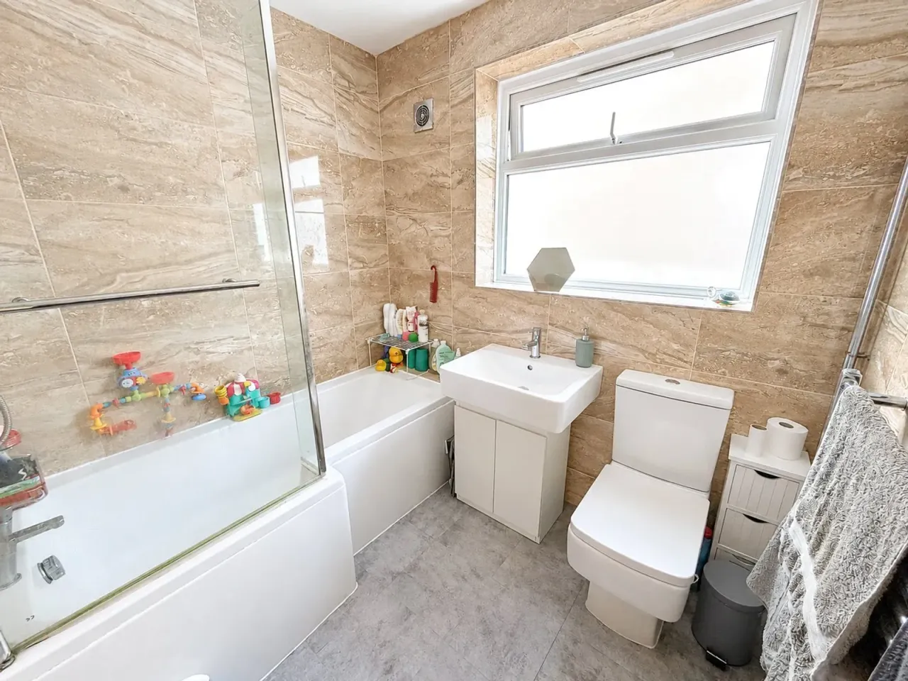 Harebeating Crescent, Hailsham, East Sussex, BN27, photo 10