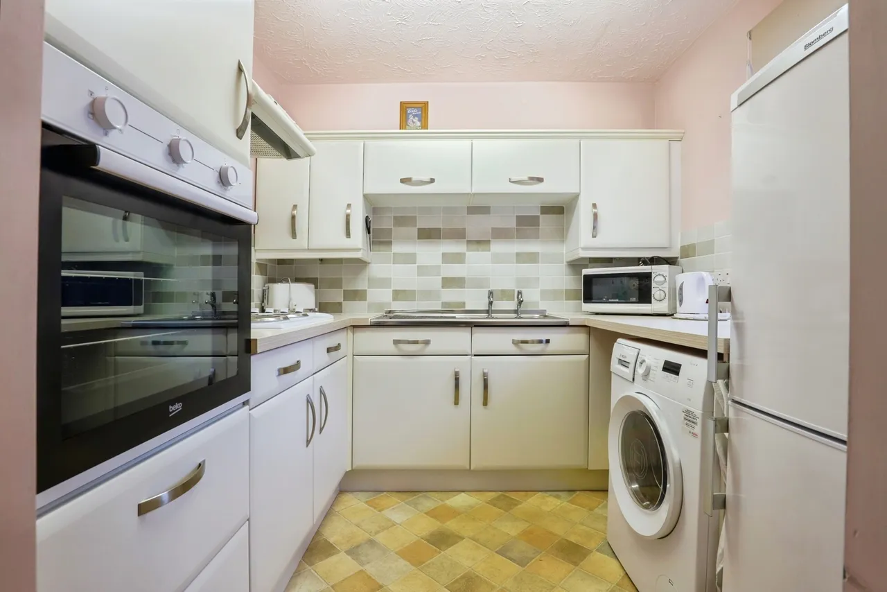 Barkers Court, Sittingbourne, ME10, photo 9