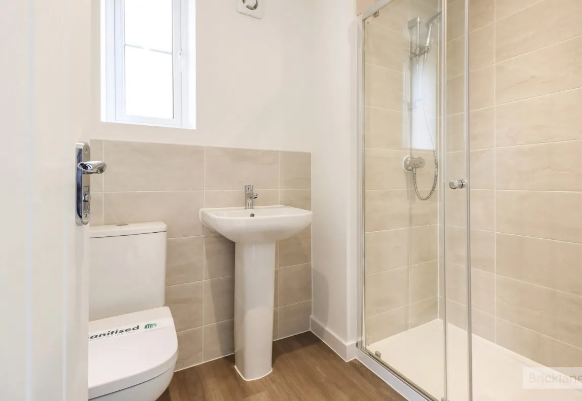 Dolan Drive, Weldon, Corby, photo 9