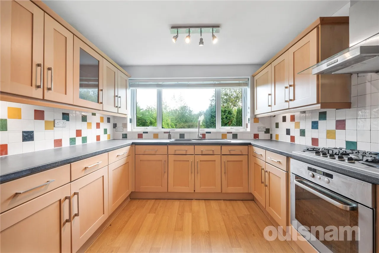 Linthurst Newtown, Blackwell, B60, photo 4
