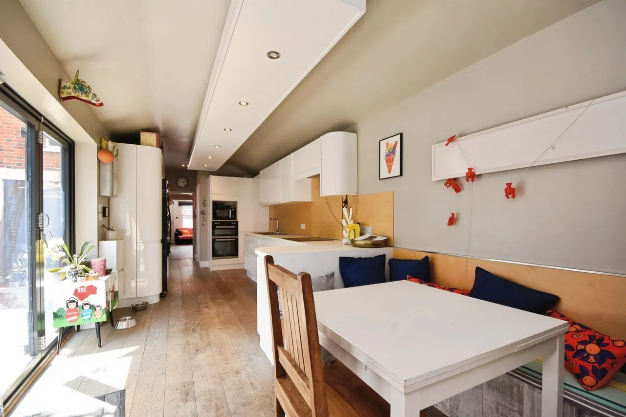 Debden Road, Saffron Walden, CB11, photo 4
