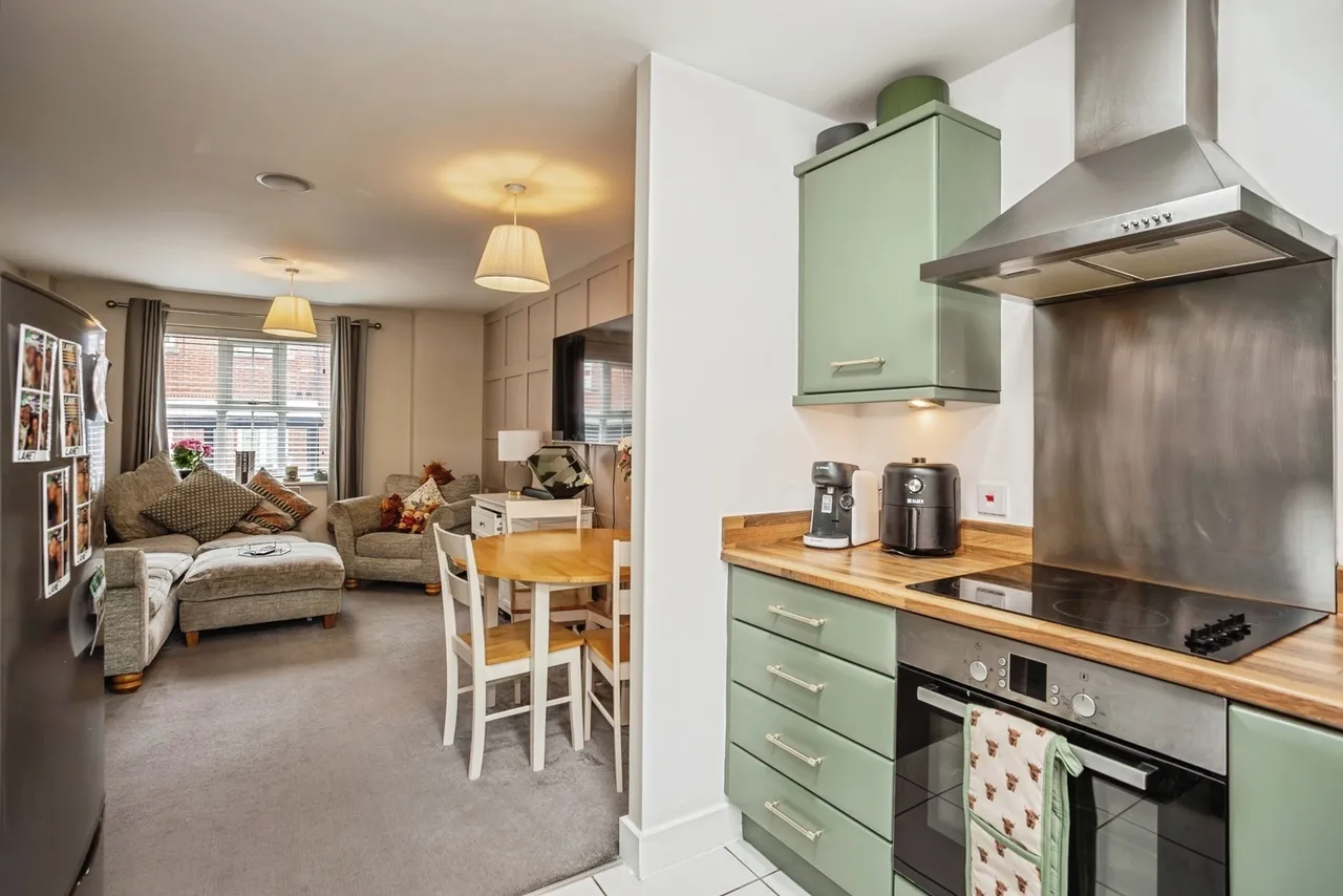 Hooks Close, Leicester, LE7, photo 5