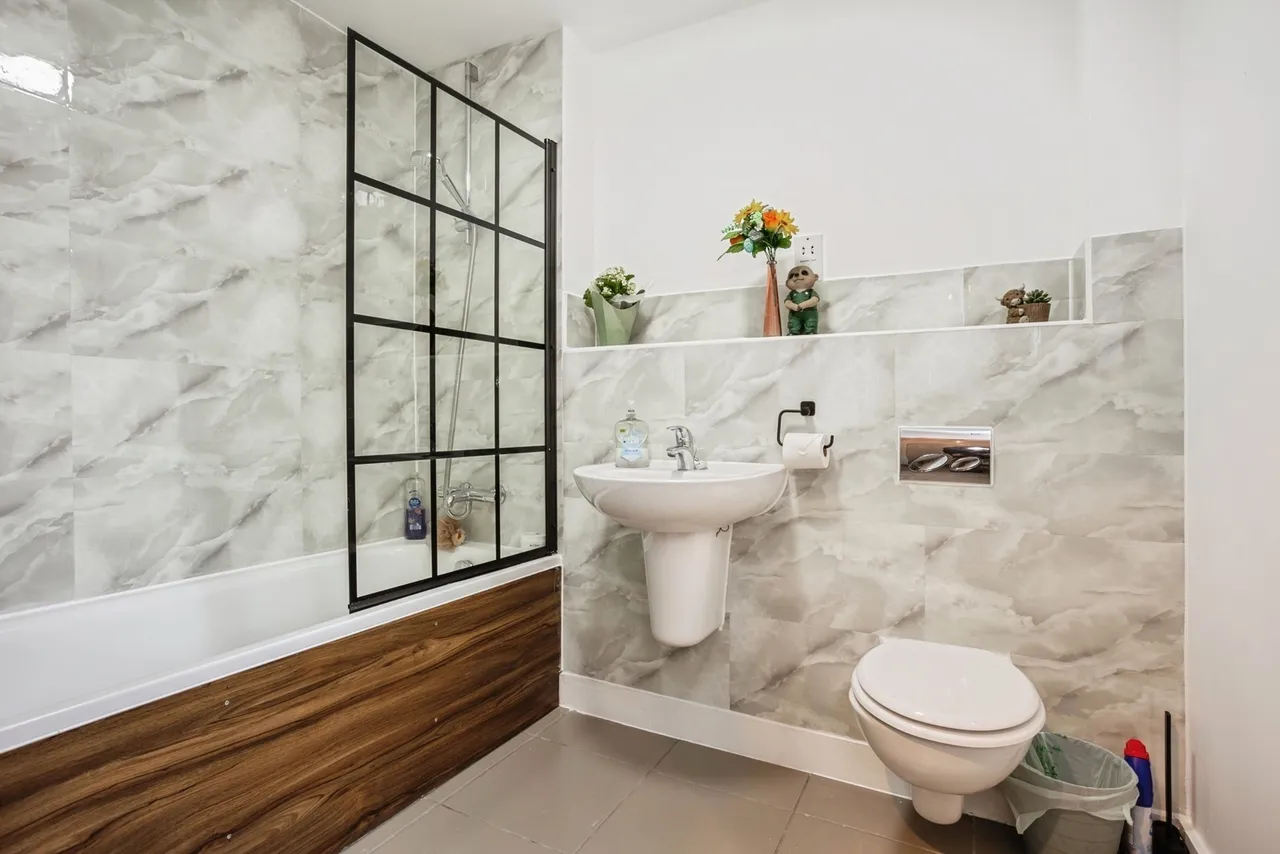 Hooks Close, Leicester, LE7, photo 11
