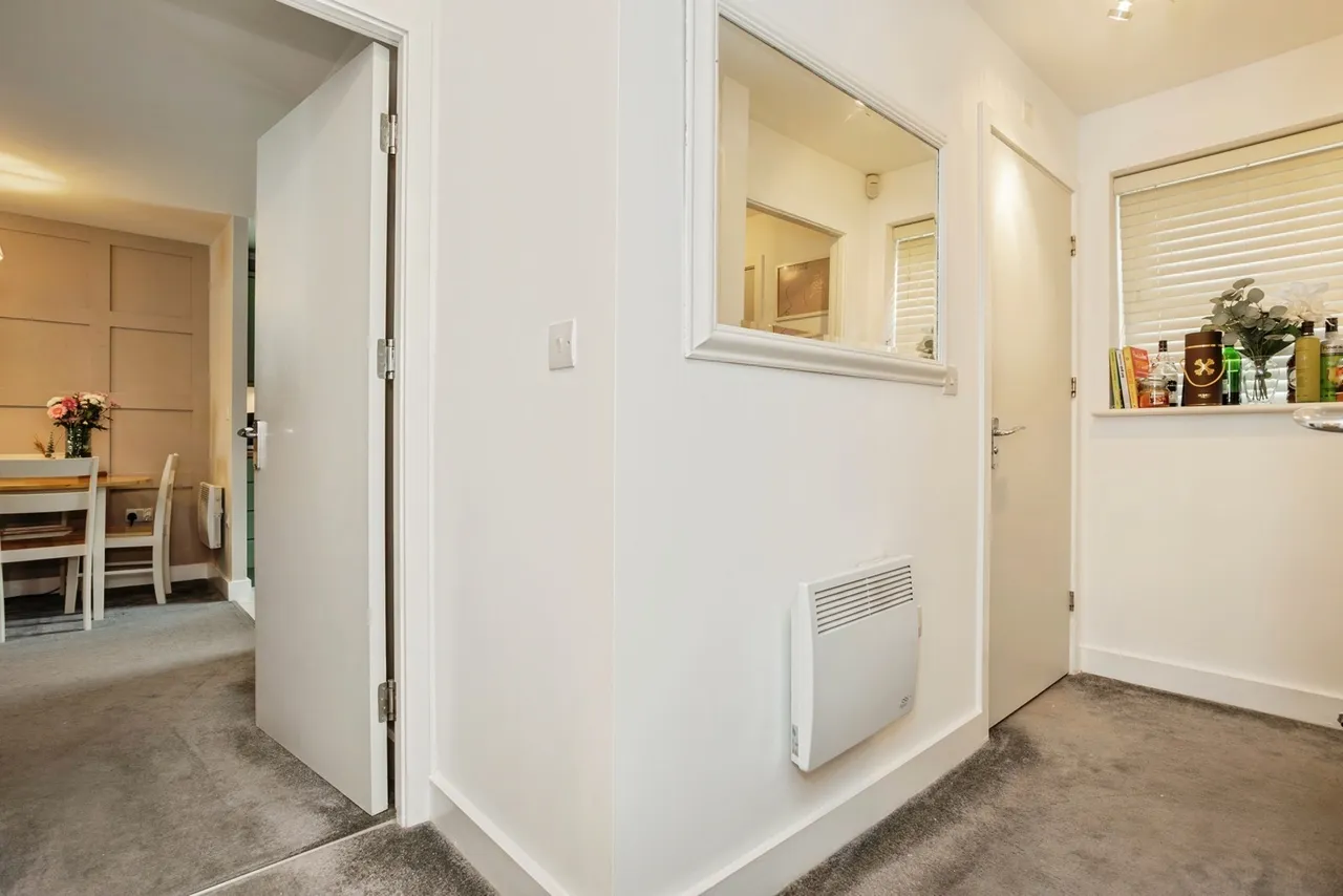 Hooks Close, Leicester, LE7, photo 13