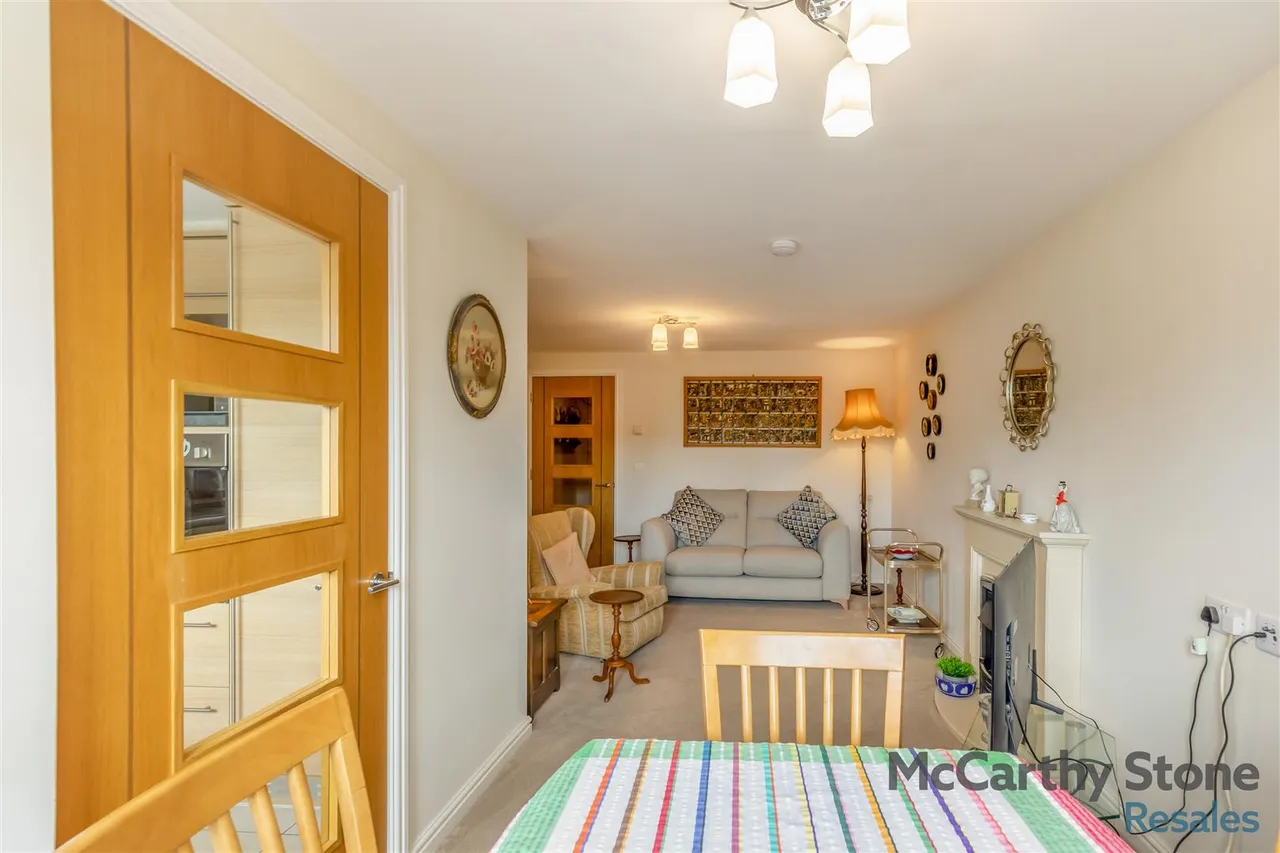 Marlborough Road, Cardiff, CF23, photo 10