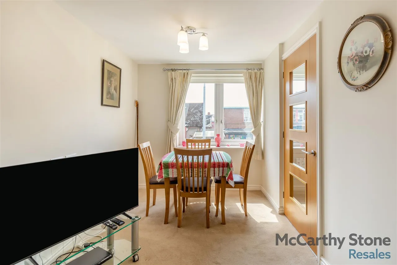 Marlborough Road, Cardiff, CF23, photo 6