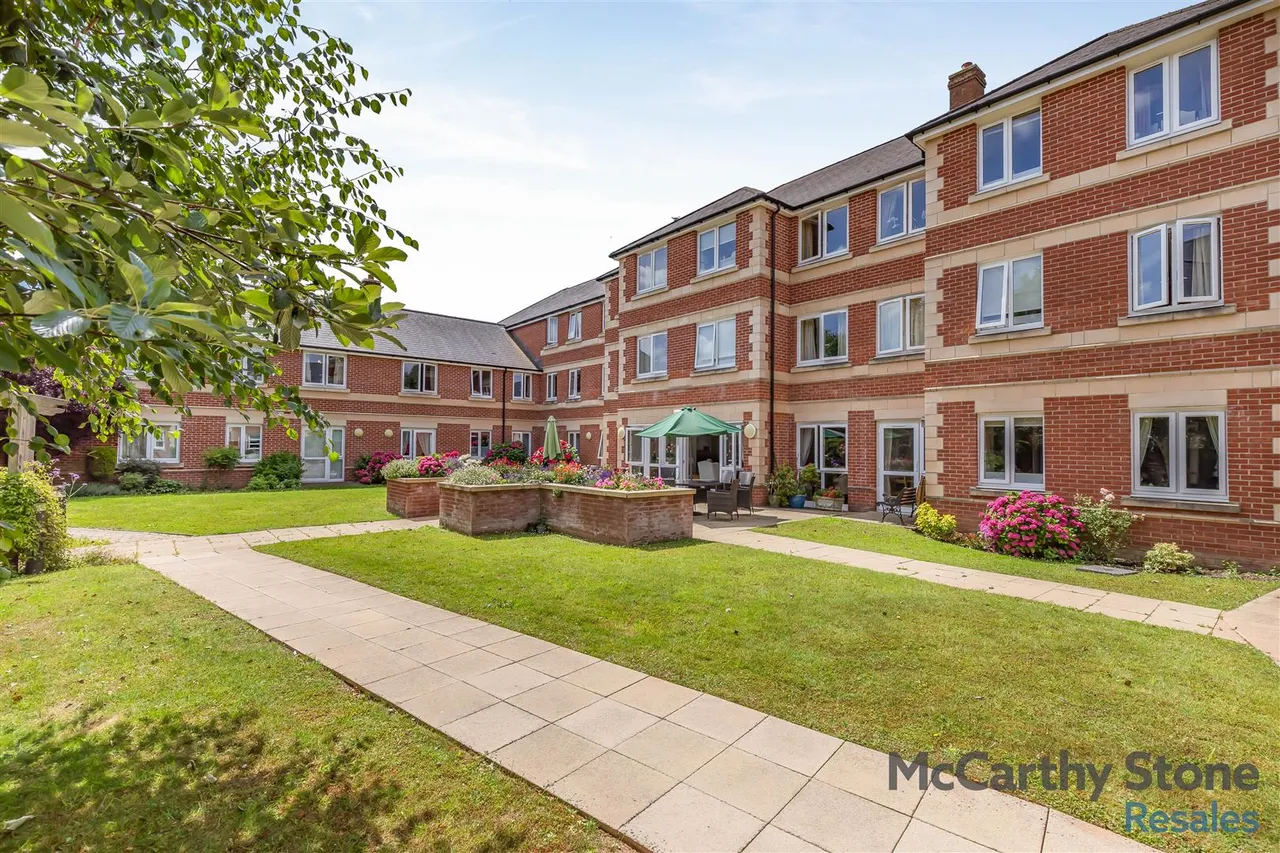 Marlborough Road, Cardiff, CF23, photo 23