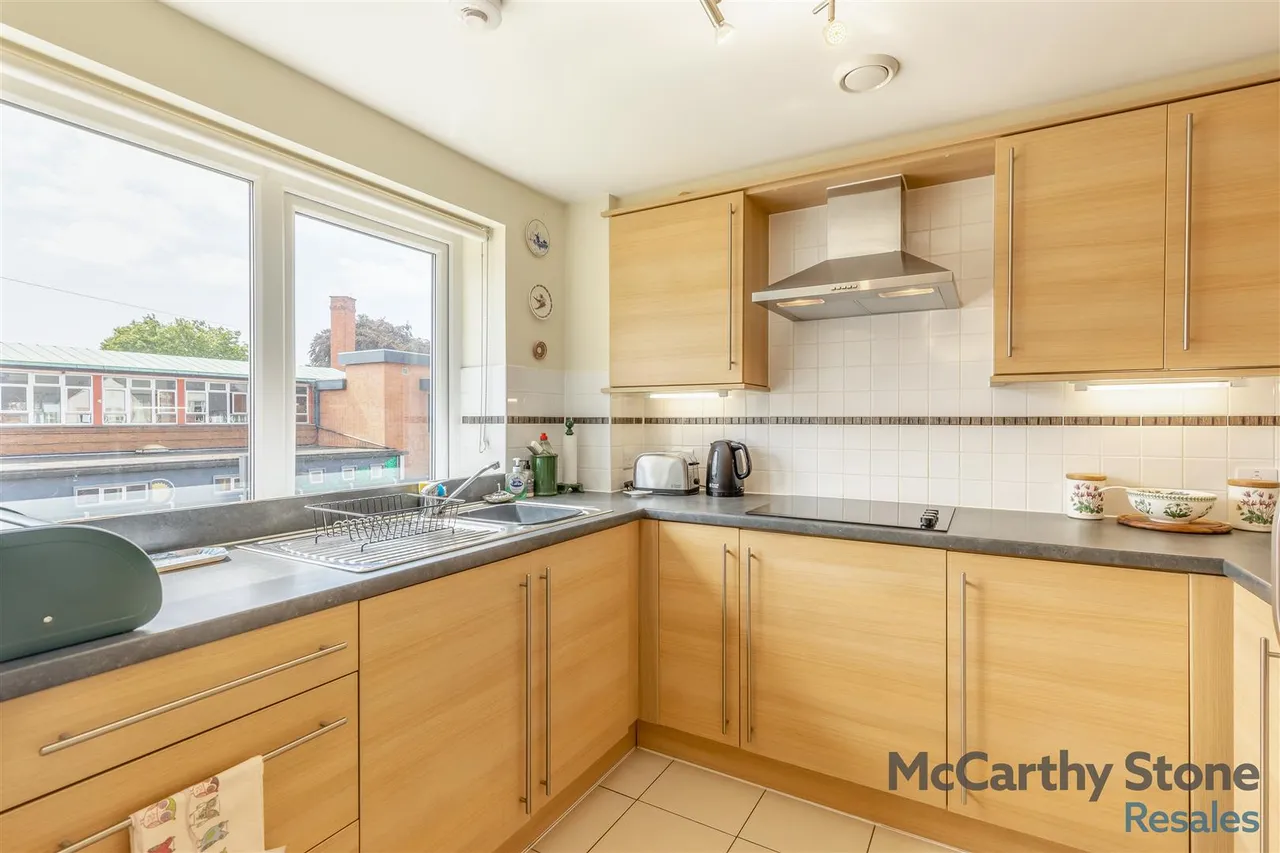 Marlborough Road, Cardiff, CF23, photo 5