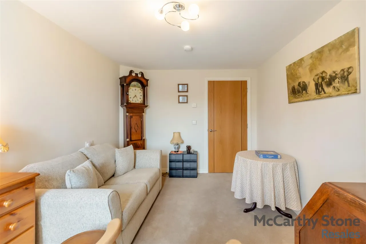 Marlborough Road, Cardiff, CF23, photo 15