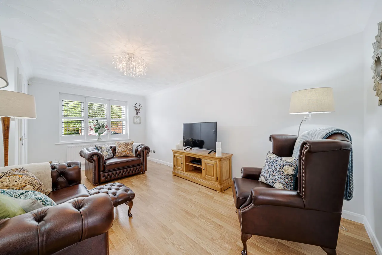 Eltham Close, Ashton-In-Makerfield, Wigan, Wigan, WN4 8XY, photo 2