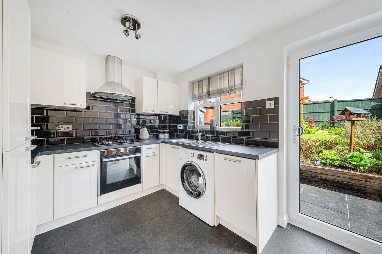 Eltham Close, Ashton-In-Makerfield, Wigan, Wigan, WN4 8XY, photo 11