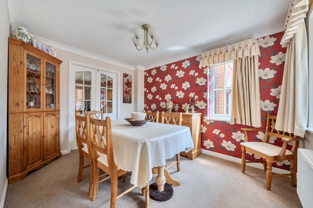 Heron Forstal Avenue, Hawkinge, CT18, photo 7