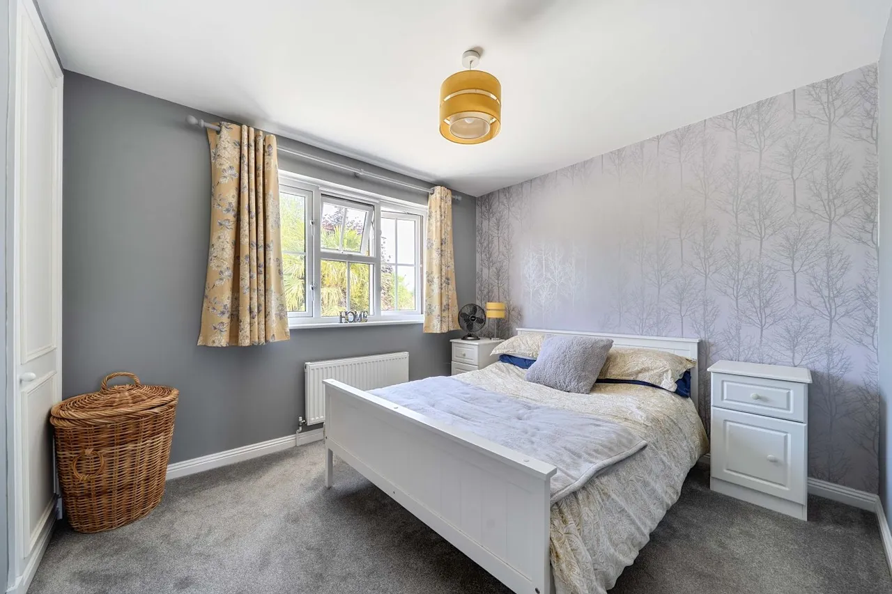 Heron Forstal Avenue, Hawkinge, CT18, photo 11