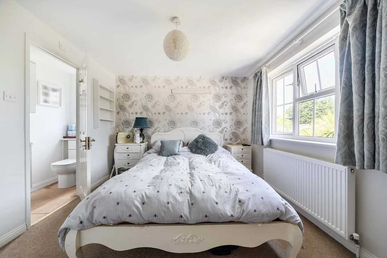 Heron Forstal Avenue, Hawkinge, CT18, photo 13