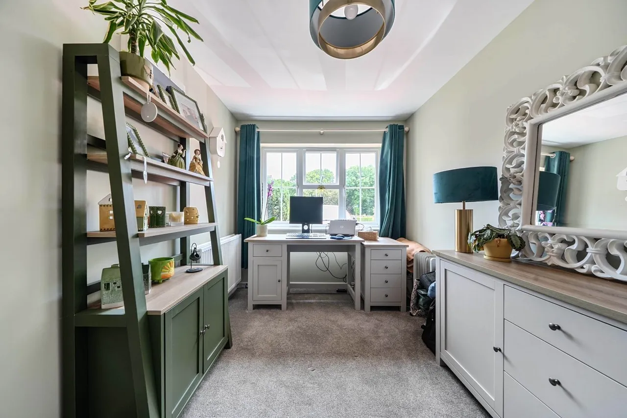 Heron Forstal Avenue, Hawkinge, CT18, photo 16