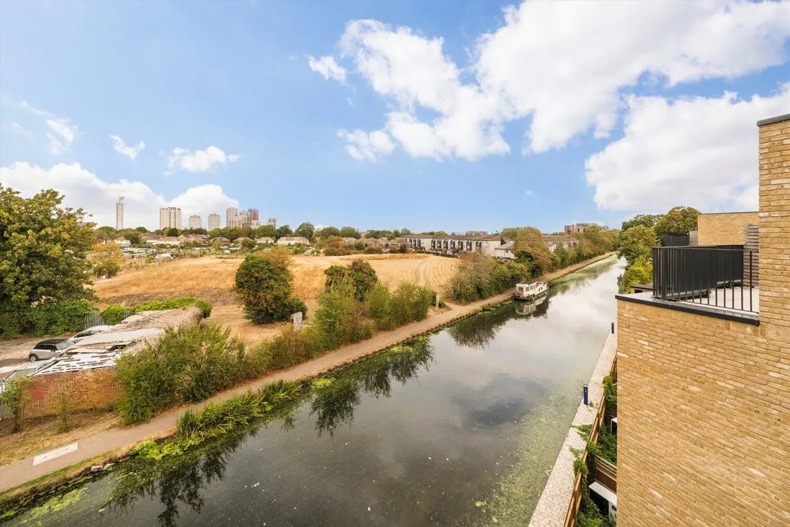 Bryanston Close, UB2, photo 10