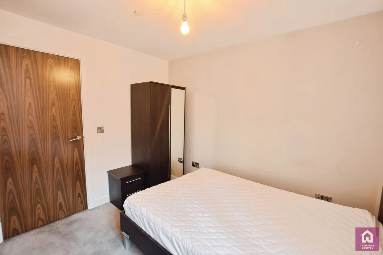 Cambridge Street, Southern Gateway, M1, photo 12