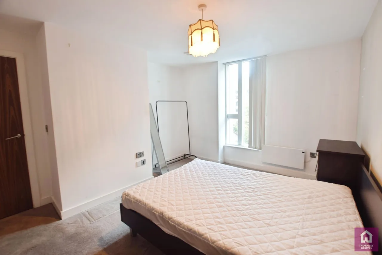 Cambridge Street, Southern Gateway, M1, photo 7