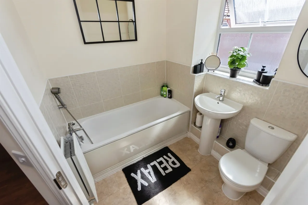 Wharf Lane, Solihull, B91, photo 13