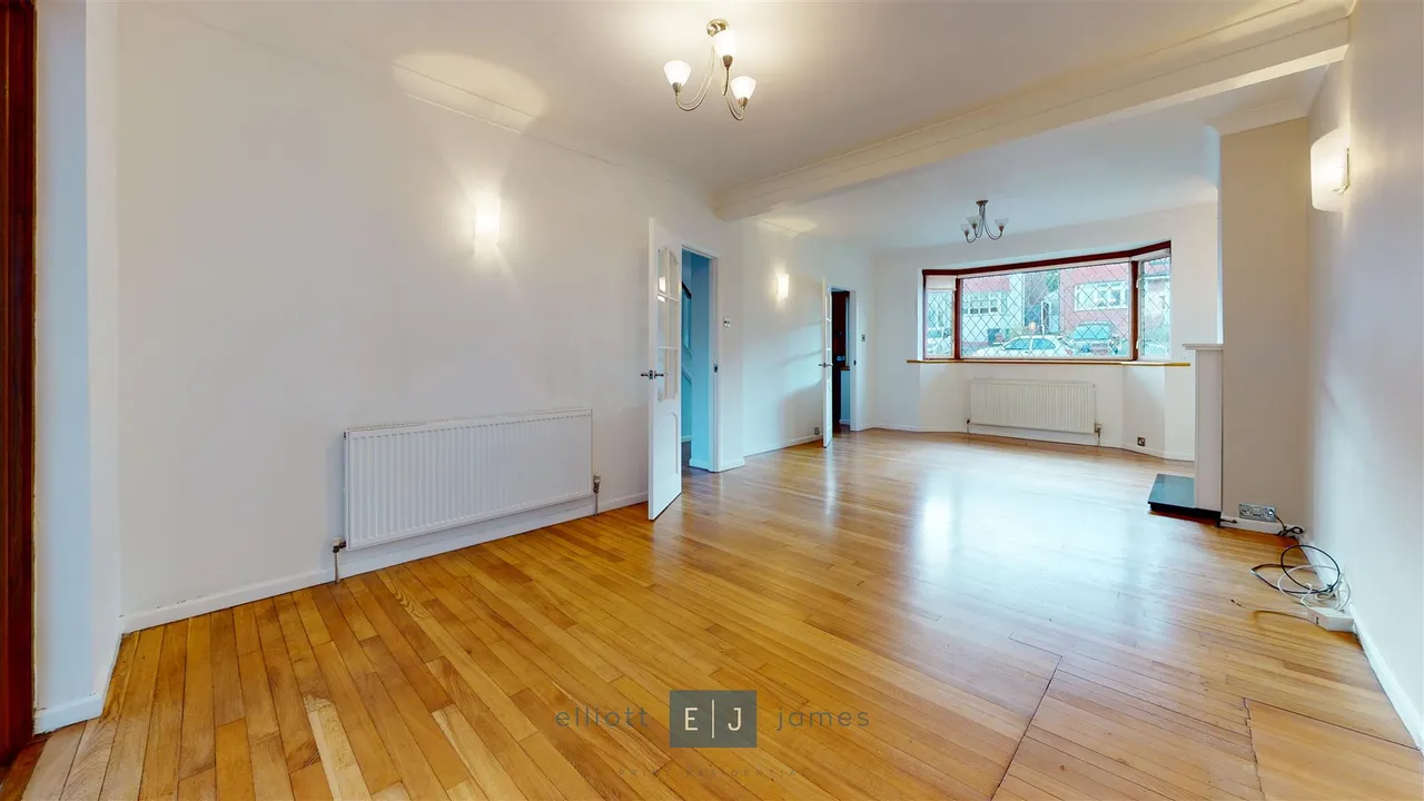 Lechmere Avenue, Chigwell, photo 3