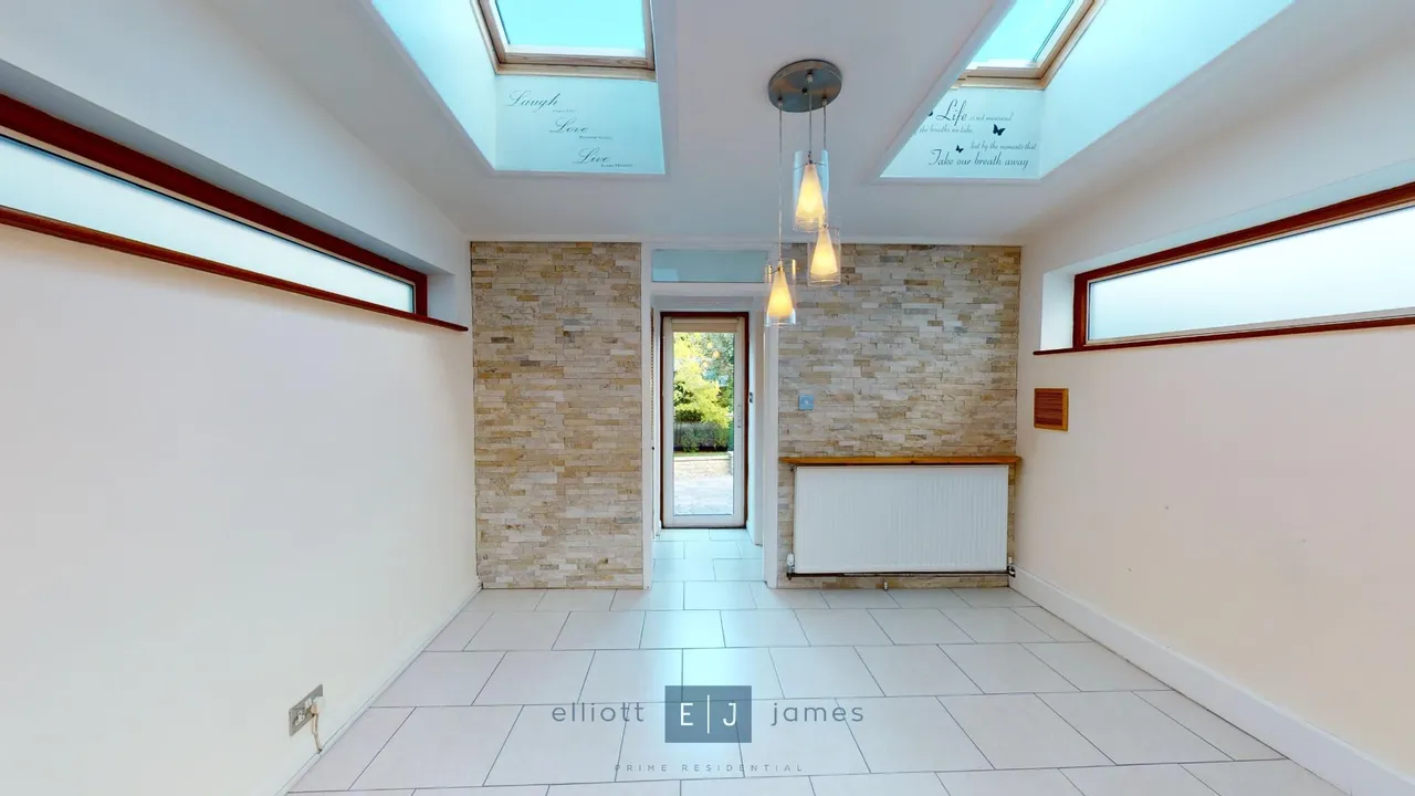 Lechmere Avenue, Chigwell, photo 5