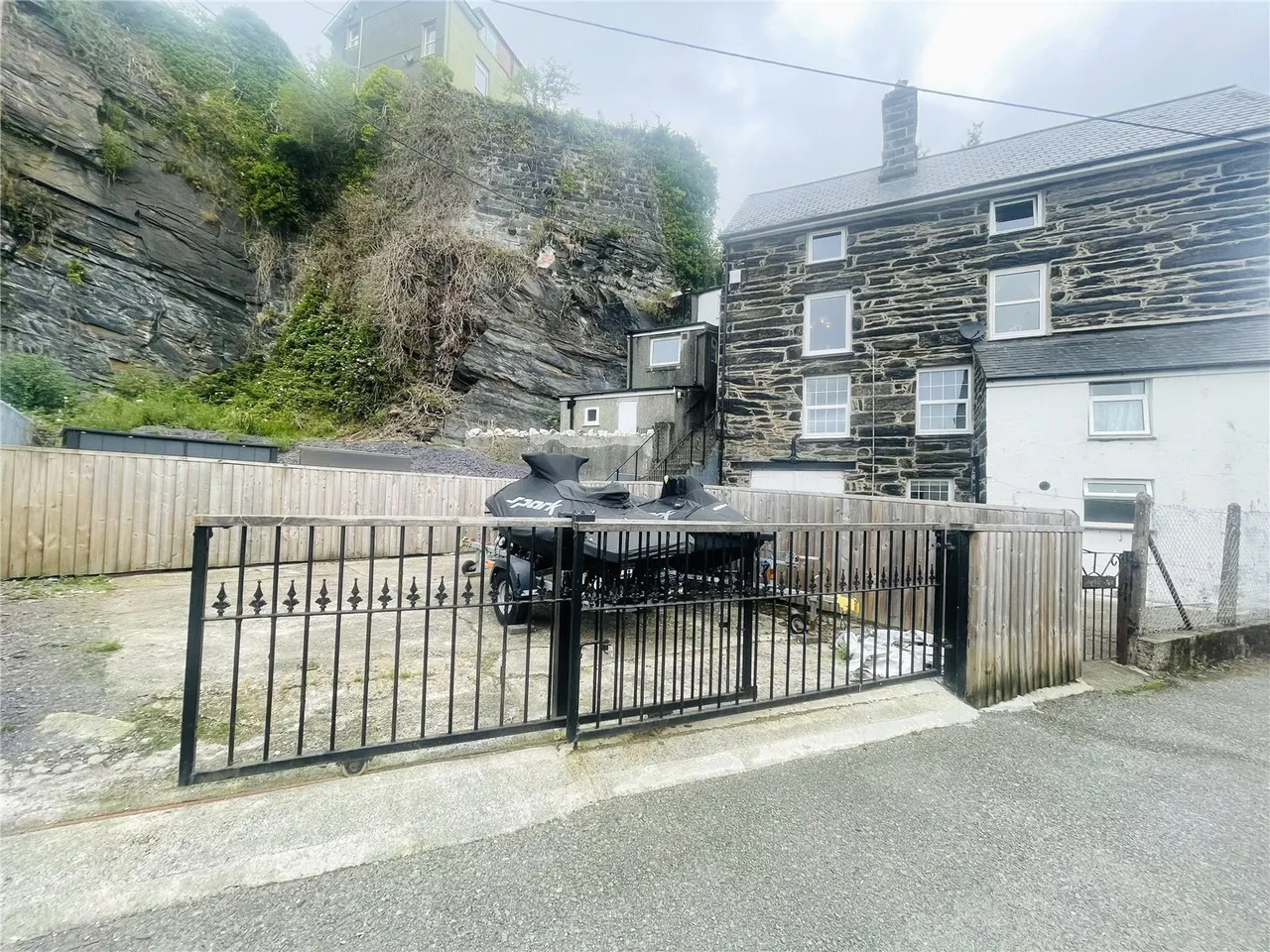 Corn Hill, Porthmadog, LL49, photo 21