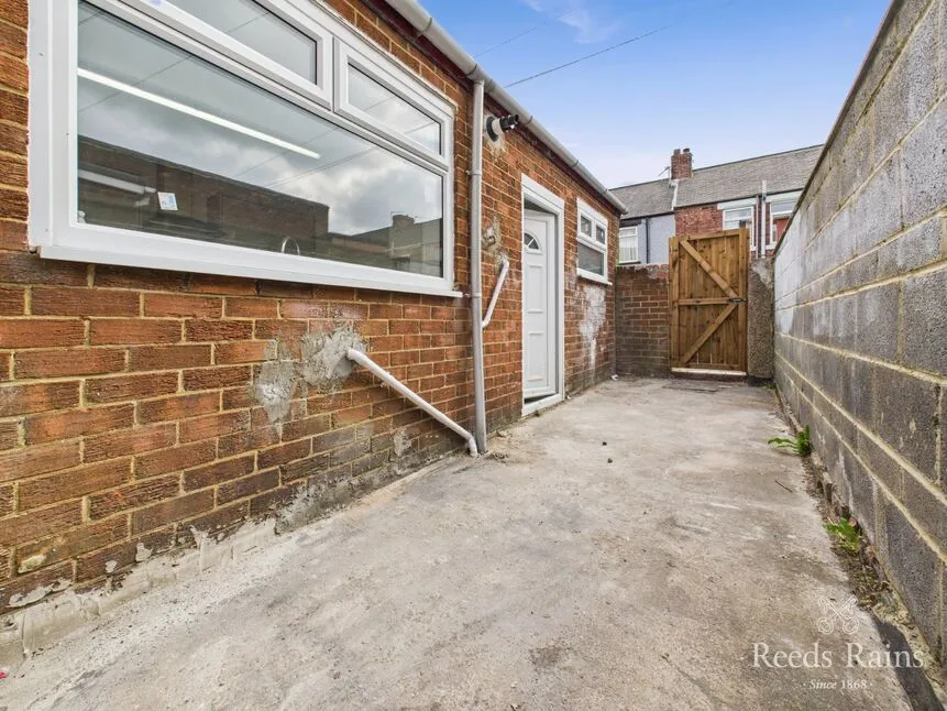 Albert Street, Chilton, DL17, photo 4