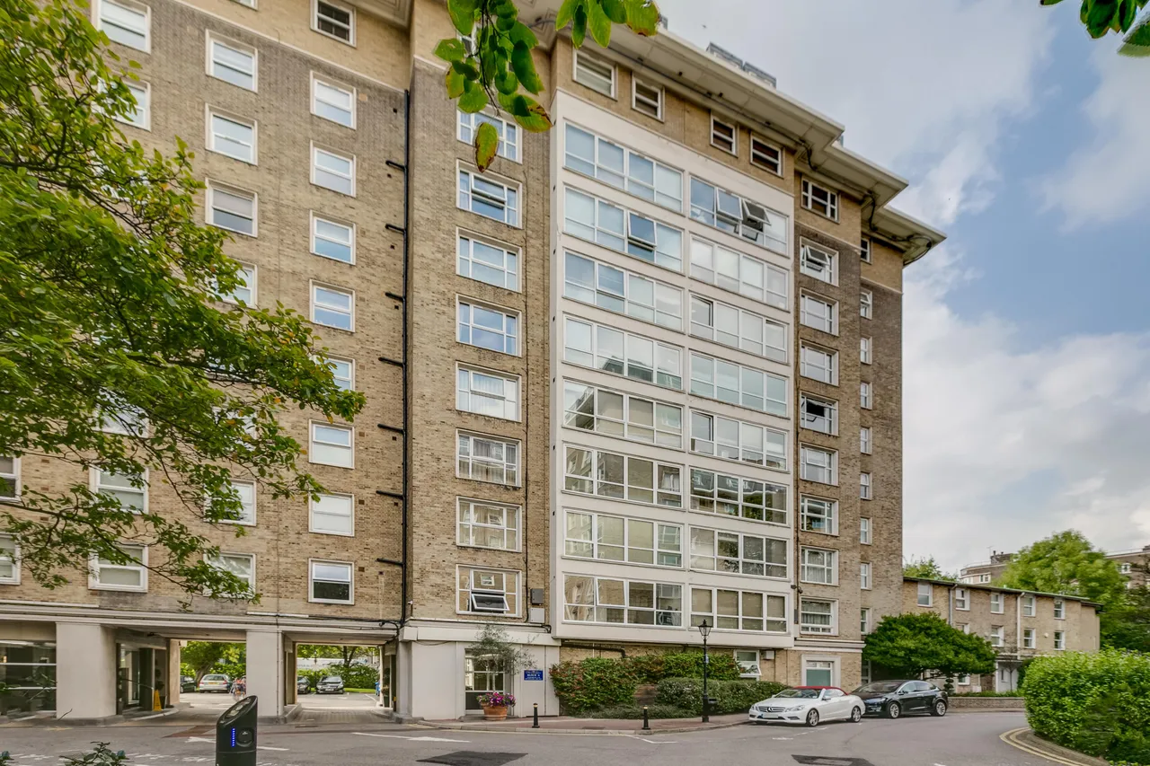 Boydell Court, St John's Wood Park, NW8, photo 2