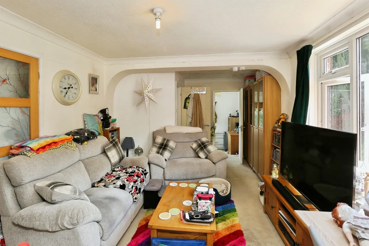 Pretoria Road, Hedge End, SO30, photo 6
