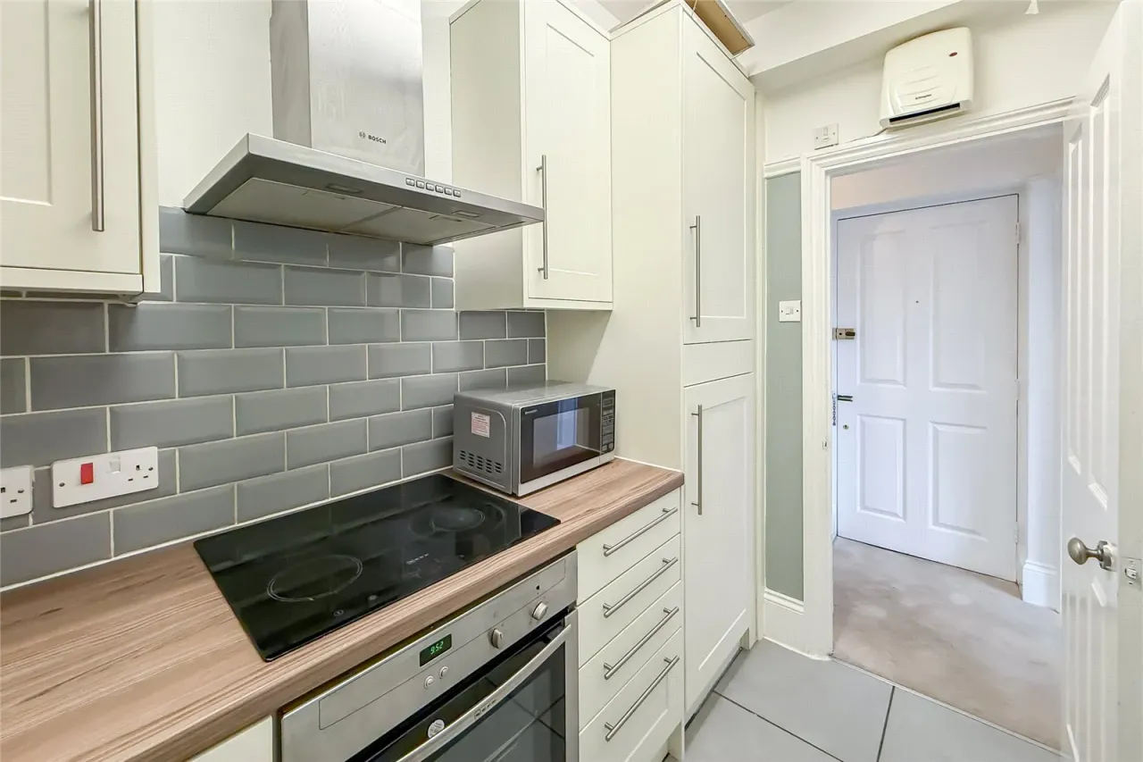 Beaconsfield Road, St. Albans, Hertfordshire, AL1 3RG, photo 3