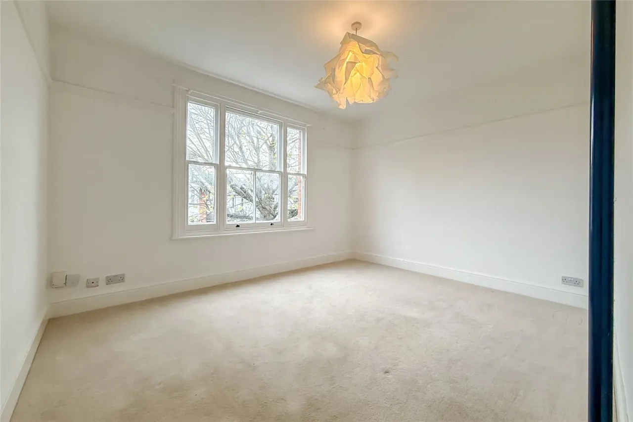 Beaconsfield Road, St. Albans, Hertfordshire, AL1 3RG, photo 4