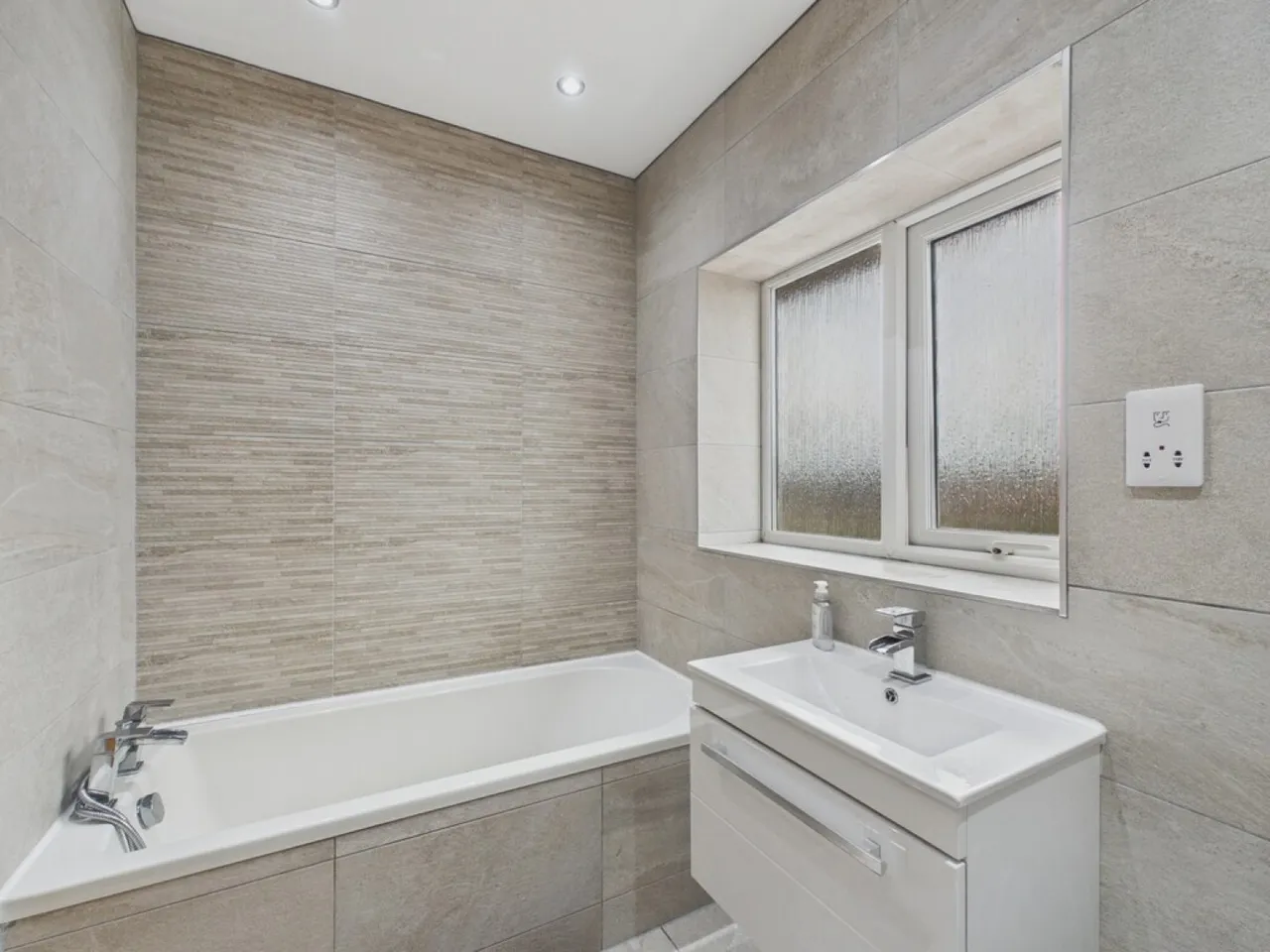Braithwell Road, Maltby, S66, photo 16