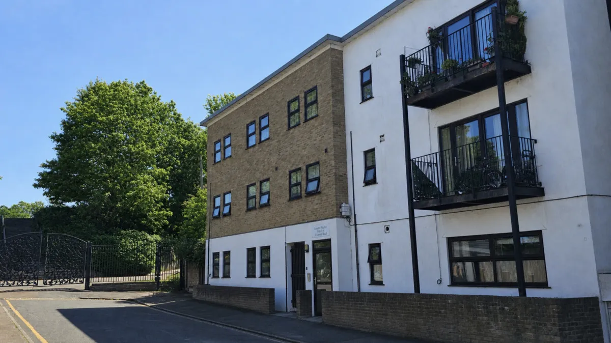 London, SE6 2JQ, photo 6