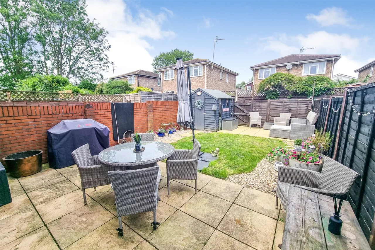 Kennet Close, Ash, Guildford, Surrey, GU12 6NN, photo 15