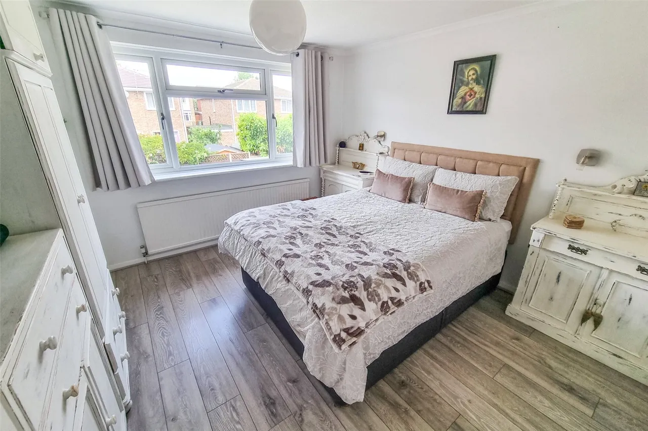 Kennet Close, Ash, Guildford, Surrey, GU12 6NN, photo 7