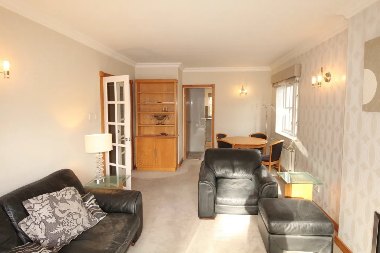 Quarry Dene, Weetwood, LS16, photo 5