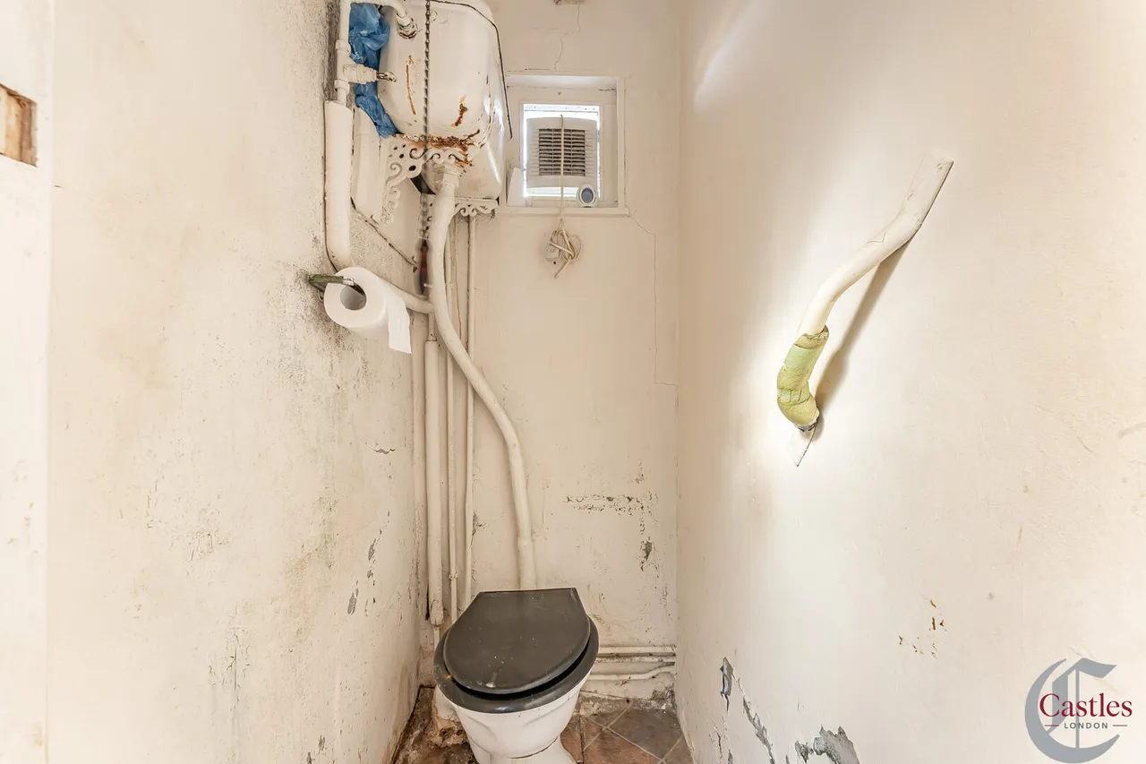 Coopersale Road, London, E9, photo 15