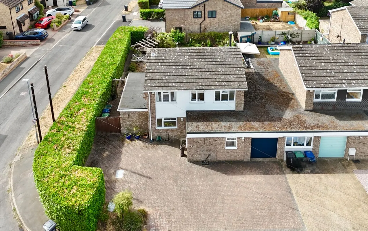 4 bed house for sale, Wigmore Close, Godmanchester, PE29