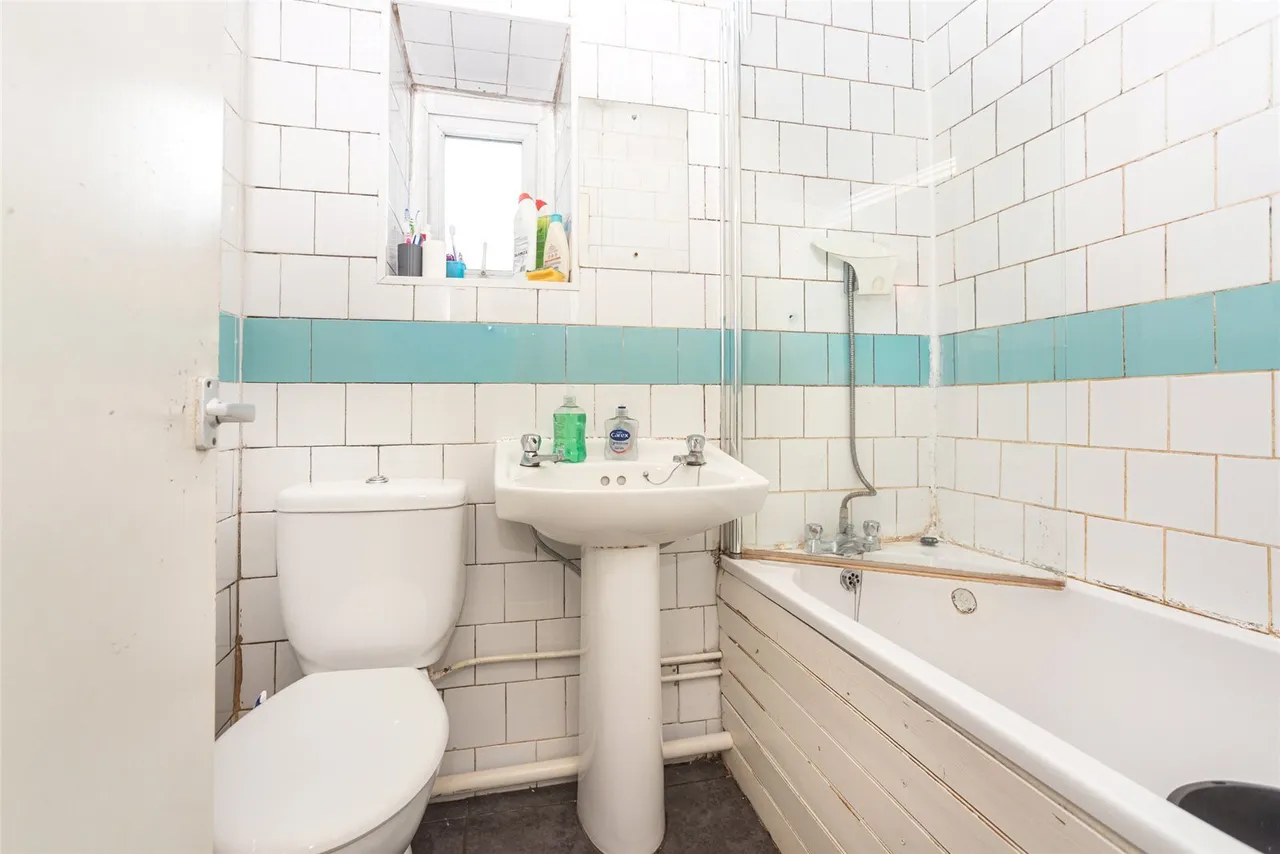 St. Pauls Terrace, Bangor, LL57, photo 7