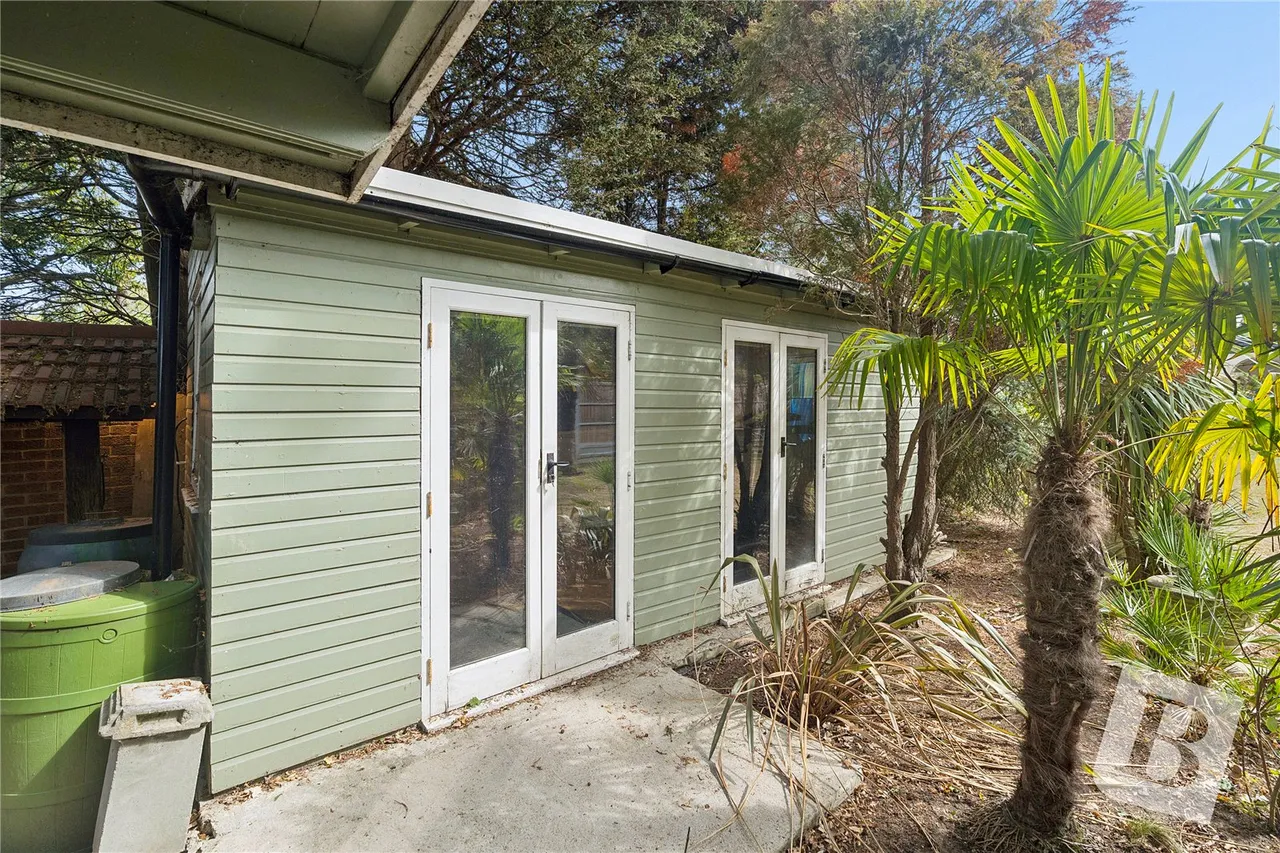North Road, Havering-atte-Bower, RM4, photo 21